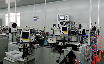 港源電子開關生產設備