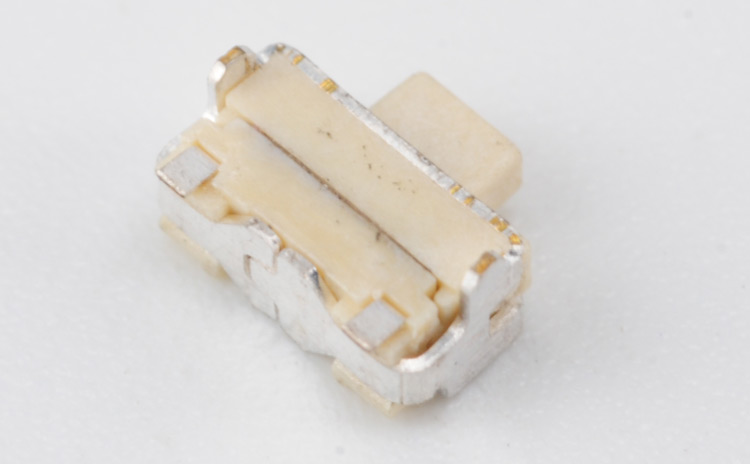 輕觸開關中的小心機